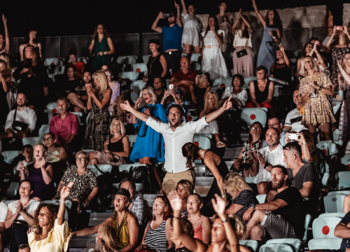 Fotografija 24 - Massimo na Mihovilu kao Mišo, publika je uglas pjevala s rukama u zraku!