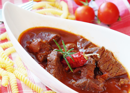 Sedam trikova uz koje ćete umak zgusnuti bez brašna