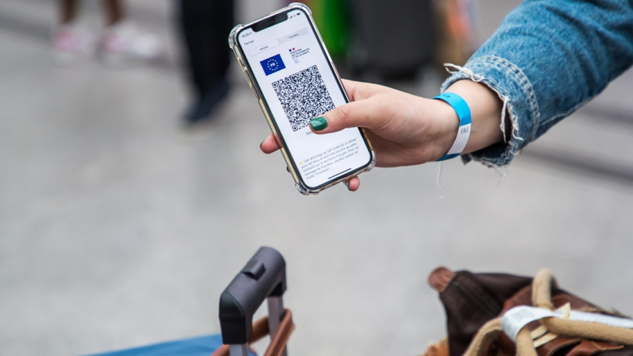 Talijan si dao istetovirati covid potvrdu