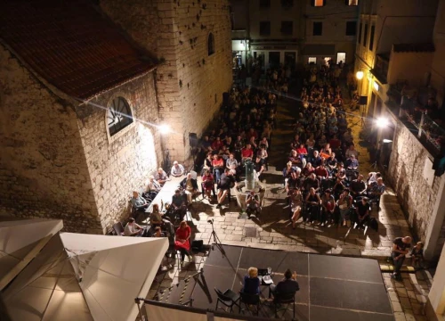 Donosimo program FALIŠ-a u Šibeniku: Festival koji ruši šutnju i otvara teške teme