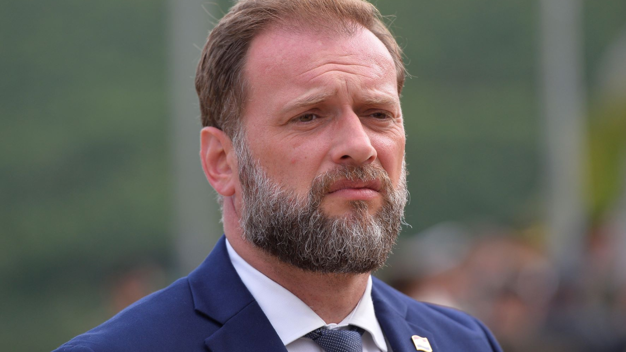 Ministar obrane obiteljima vatrogasaca: 'Naša je zadaća učiniti sve da do ovakvih tragedija više nikad ne dođe'