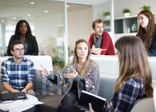 Kasnite li na posao? Amazon daje 50 funti radnicima koji dolaze na vrijeme