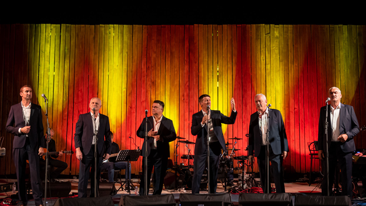 Bralić i Intrade ponovno napunili tvrđavu sv. Mihovila: Pogledajte kako je bilo na koncertu