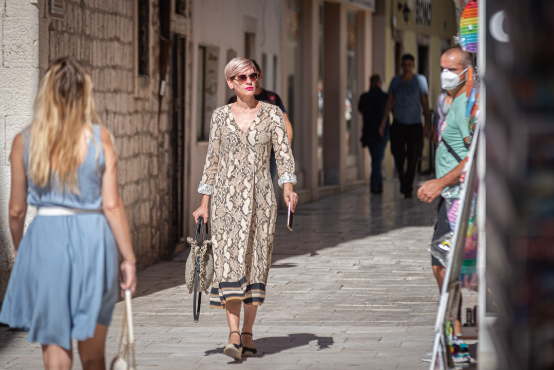 Lijepe Šibenčanke pokazale koji se to uzorci nose ove sezone