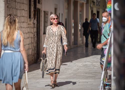 Fotografija 3 - Lijepe Šibenčanke pokazale koji se to uzorci nose ove sezone