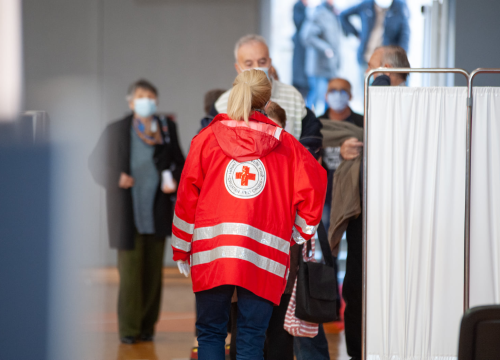 Županijski zavod za javno zdravstvo objavio plan cijepljenja za sljedeći tjedan u Šibeniku, Vodicama i Kninu