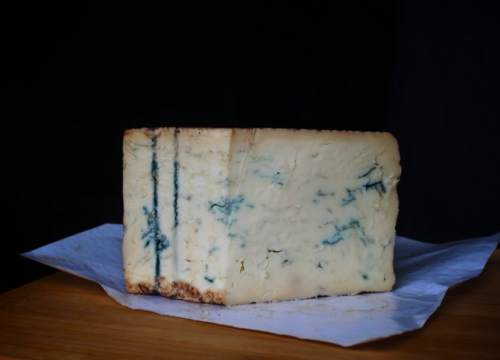 Na siru vam se stvara plijesan iako je u frižideru? Evo kako to spriječiti