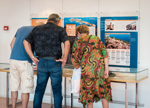 Fotografija 9 - Kako je nastala legenda o bitnici na Žirju: Izložba i film o slavnoj epizodi Domovinskog rata
