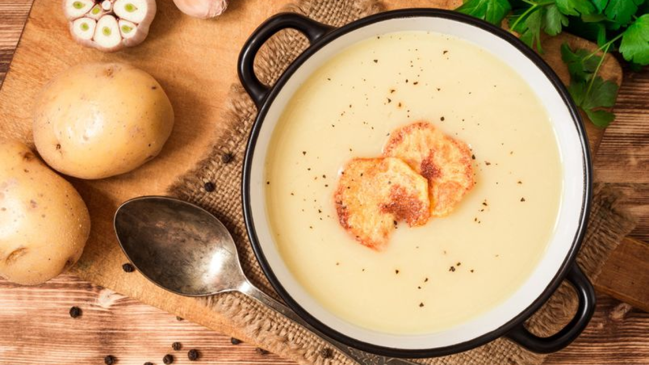 Brza juha od krumpira idealna za kišni dan