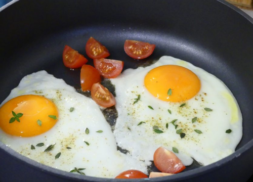 Što se dogodi ako pojedete jaja koja nisu dovoljno kuhana ili pečena?