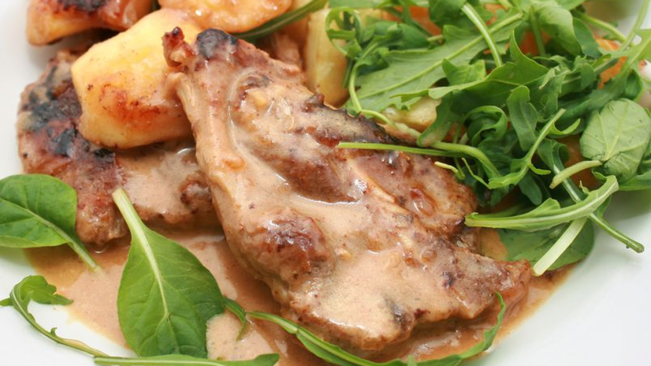 Brzo i neodoljivo: Recept za savršenu vratinu u kremastom umaku od senfa