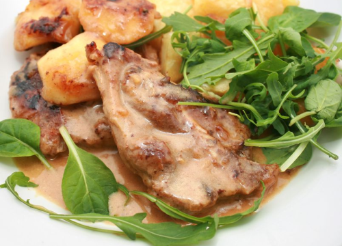 Brzo i neodoljivo: Recept za savršenu vratinu u kremastom umaku od senfa