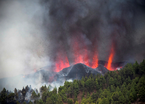 Fotografija 3 - Na Kanarima eruptirao vulkan, zabilježene četiri tisuće potresa