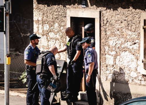 Fotografija 12 - Razbojništvo u ljekarni kod Kronjinog magazina: Nema ozlijeđenih, razbojnik uhićen u blizini