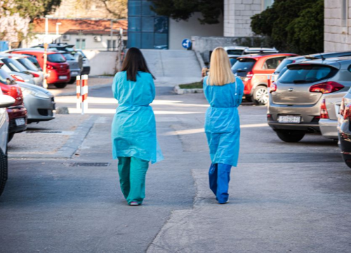 U županiji 23 novozaraženih na 327 testiranih: Na liječenju u šibenskoj bolnici 19 pacijenata