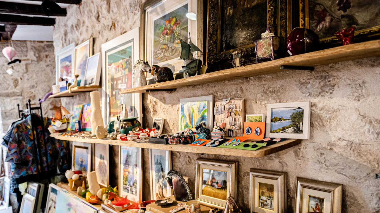 U centru grada pronađite sreću u obliku najljepših umjetnina!