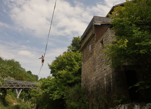 Fotografija 11 - Ova silueta nad kanalom je Šibenčanka Antonia Gašperov: 'Highline je sigurniji od vožnje autom, a adrenalin je najveći neprijatelj u zraku'