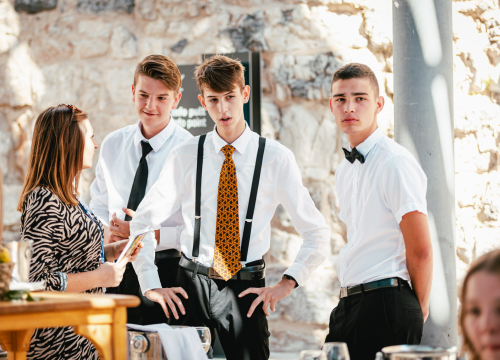 Fotografija 23 - Oni su budućnost hrvatskog ugostiteljstva, učenici TUŠ-a na sv. Mihovilu pokazali kako sljubljuju sir i vino!