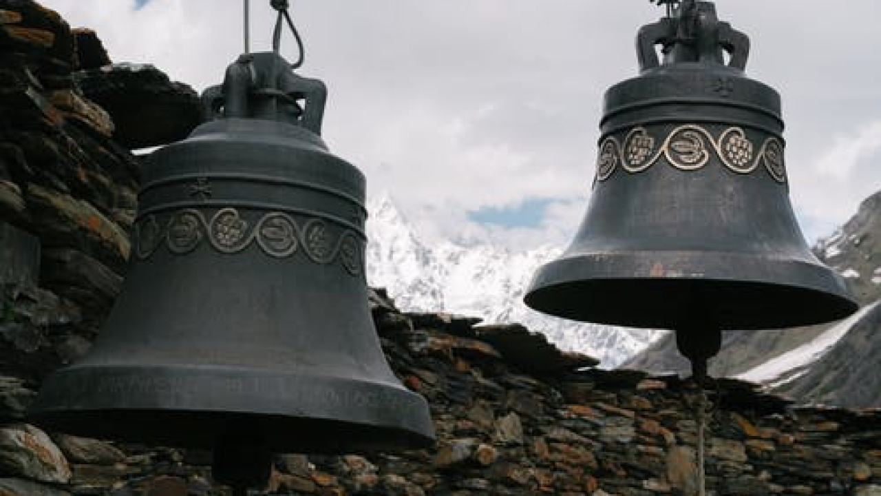 564 puta danju i 160 puta noću! Čovjek u Francuskoj izluđuje zbog crkvenih zvona kraj kojih živi