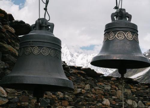 564 puta danju i 160 puta noću! Čovjek u Francuskoj izluđuje zbog crkvenih zvona kraj kojih živi