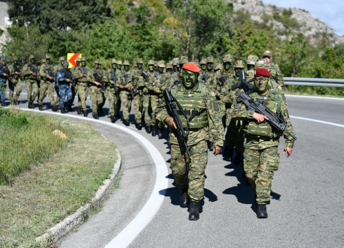 Fotografija 10 - Polaznicima obuke za razvoj vođa uručene diplome: Dva dana su hodali od Udbine do Knina