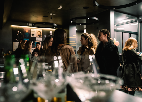 Fotografija 8 - Natali Dizdar u ‘Arsenu’ u suzama otpjevala Arsenovu Zamijenit ću te gorim i proslavila 20 godina karijere