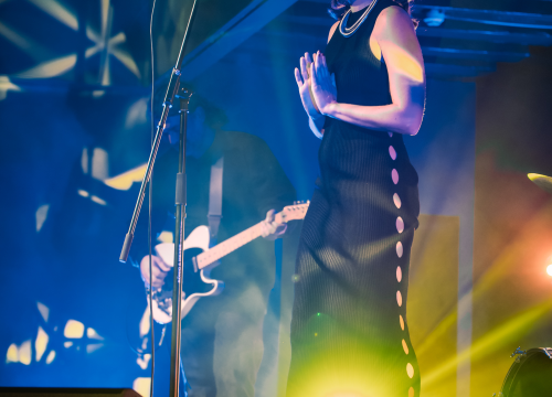 Fotografija 20 - Natali Dizdar u ‘Arsenu’ u suzama otpjevala Arsenovu Zamijenit ću te gorim i proslavila 20 godina karijere