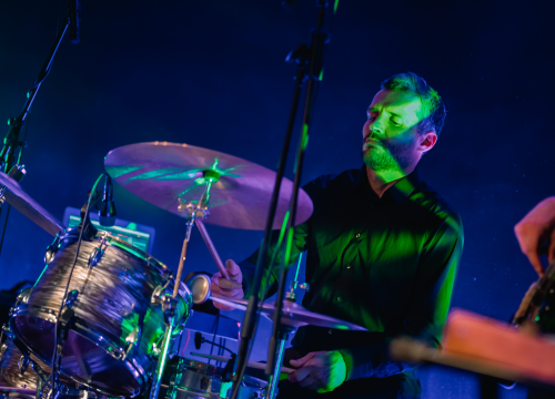 Fotografija 23 - Natali Dizdar u ‘Arsenu’ u suzama otpjevala Arsenovu Zamijenit ću te gorim i proslavila 20 godina karijere