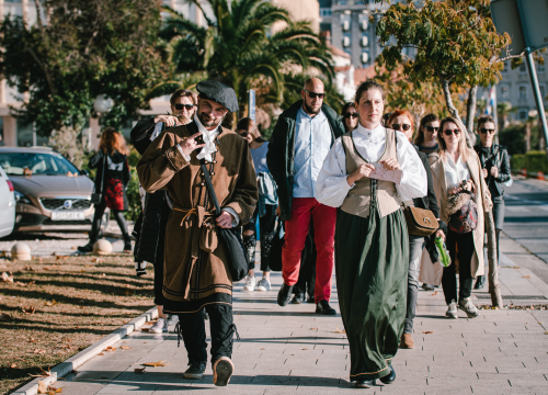 Fotografija 6 - Od brudetože, priko buklije do dišpetože: Šibenski vodiči odličnom turom do suza nasmijali sugrađane