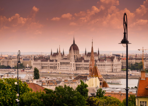 Zbog kave od 4377 kuna policiija privela vlasnicu puba u Budimpešti