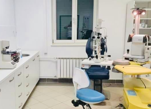 Iskoristite super akciju očne poliklinike i optike Uvodić u Kninu!