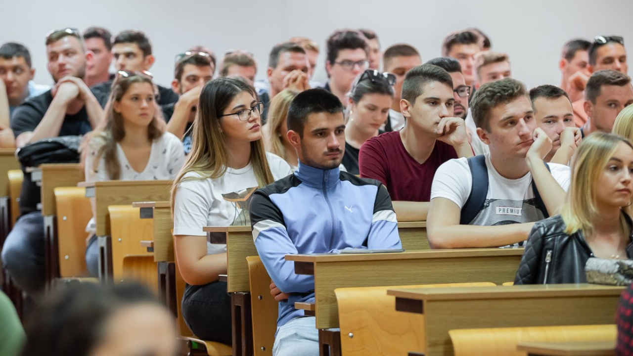 Raspisan natječaj za stipendiranje tribunjskih učenika i studenata, evo svih detalja za prijave