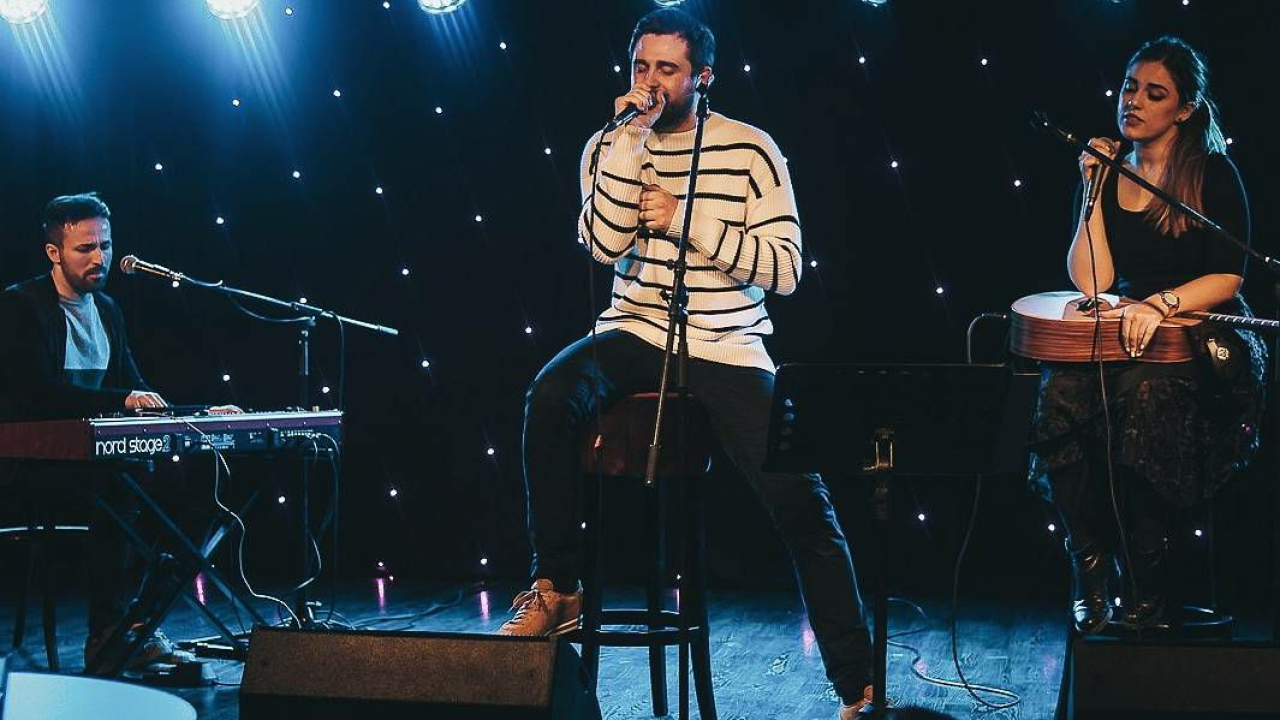 Subota u šibenskom kazalištu: Koncert Matije Cveka & The Funkensteinsa uz gošću Niku Turković