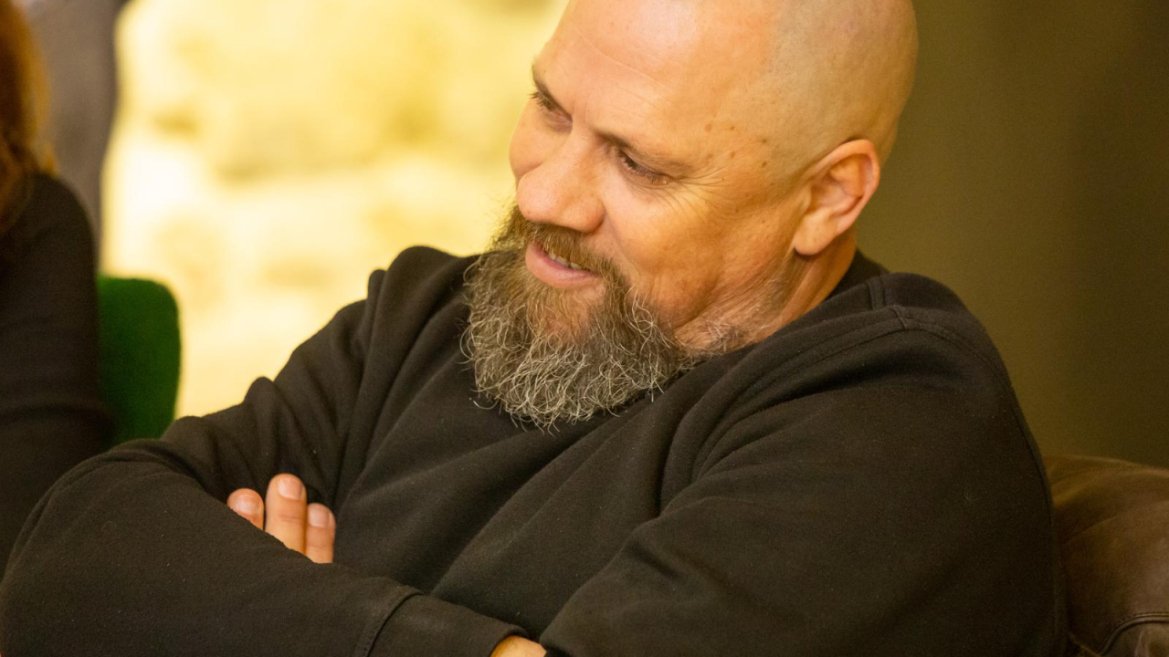 'Izgradili smo kulturu smrti, groblja i lampiona, i svaki pokušaj remećenja je kao vic na pogrebu'