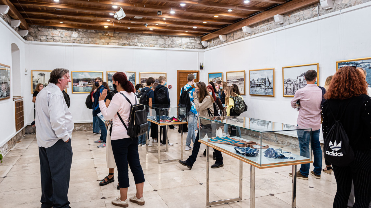 U Muzeju grada Šibenika u četvrtak ne propustite izložbu 'Vlakom prema jugu'