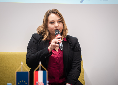 Fotografija 6 - Okrugli stol o programima EU za razvoj kulture i civilnog društva regija: 'Europski su nam fondovi prirodno stanje'