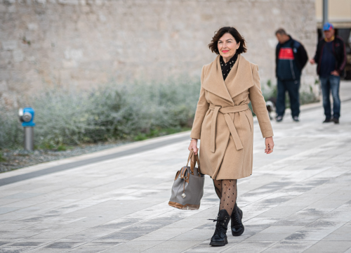 Fotografija 10 - Vladarice modnog đira pokazale da rasturaju hit trendove sezone!