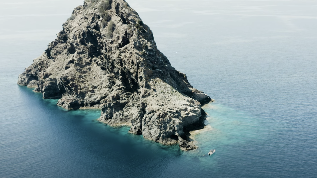 Nestvarna ljepota: Prvi put iz zraka snimljen uspon na Jabuku