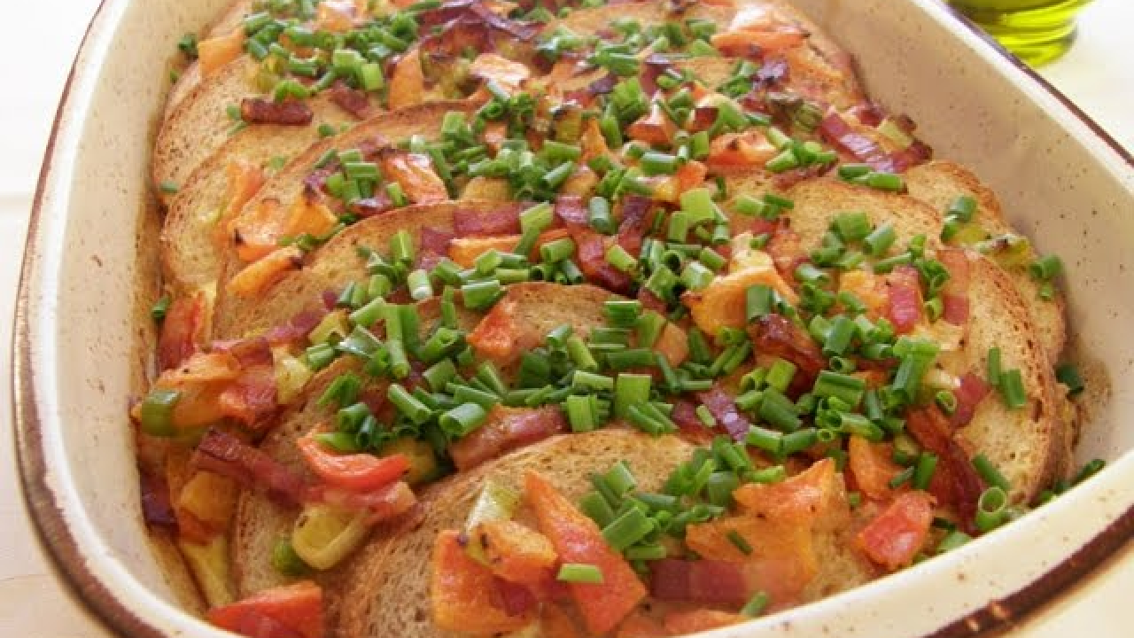 Recept za pečena jaja, kobasice i sir iz pećnice za cijelu obitelj