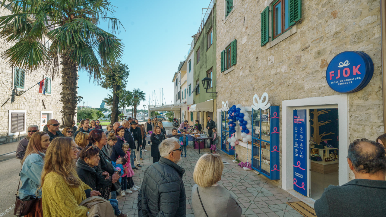 U Vodicama otvoren darovni dućan Fjok s vrhunskim hrvatskim proizvodima!