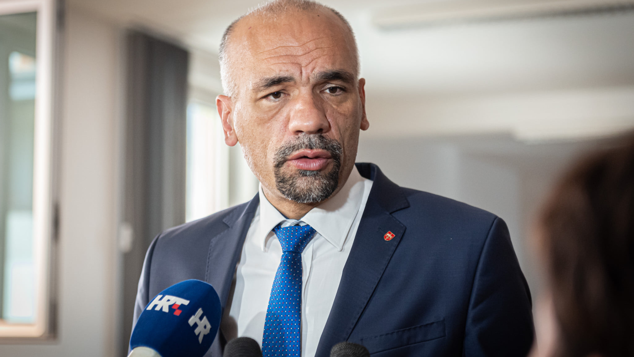 Jelić nakon Petrininog zazivanja ostavke: 'Skupština je na njegovim leđima, a županiju neka prepusti županu. Svakom svoje'