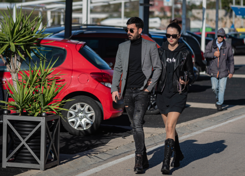 Fotografija 7 - Vladarice modnog đira pokazale kako izgleda modni look za desetku