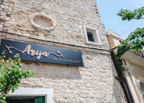 Fotografija 30 - Advent u Arije uz glazbu uživo svakog vikenda donosi odličnu ponudu blagdanskih jela!