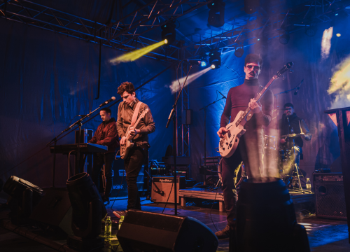 Fotografija 14 - Adventuristi se uz hitove BluVinila cijepili najboljom zabavom: U Đardinu je bilo odlično!