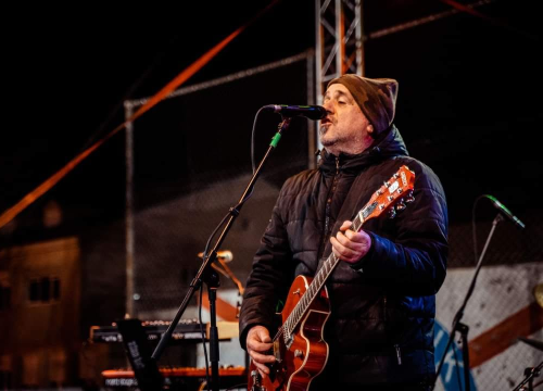 Fotografija 5 - Neno Belan i Fiumensi otvorili Advent u Kninu: Pogledajte atmosferu