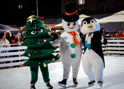 Fotografija 13 - Neno Belan i Fiumensi otvorili Advent u Kninu: Pogledajte atmosferu