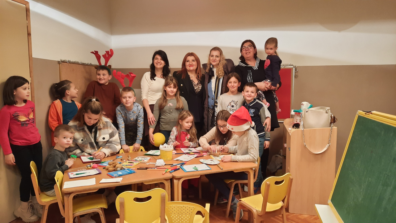 Za vrtićku djecu i školarce otvorena besplatna igraonica 'Čarobni svijet u Kijevu'