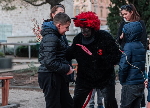 Fotografija 10 - Sveti Nikola u Adventurinom Parkiću razveselio najmlađe Šibenčane