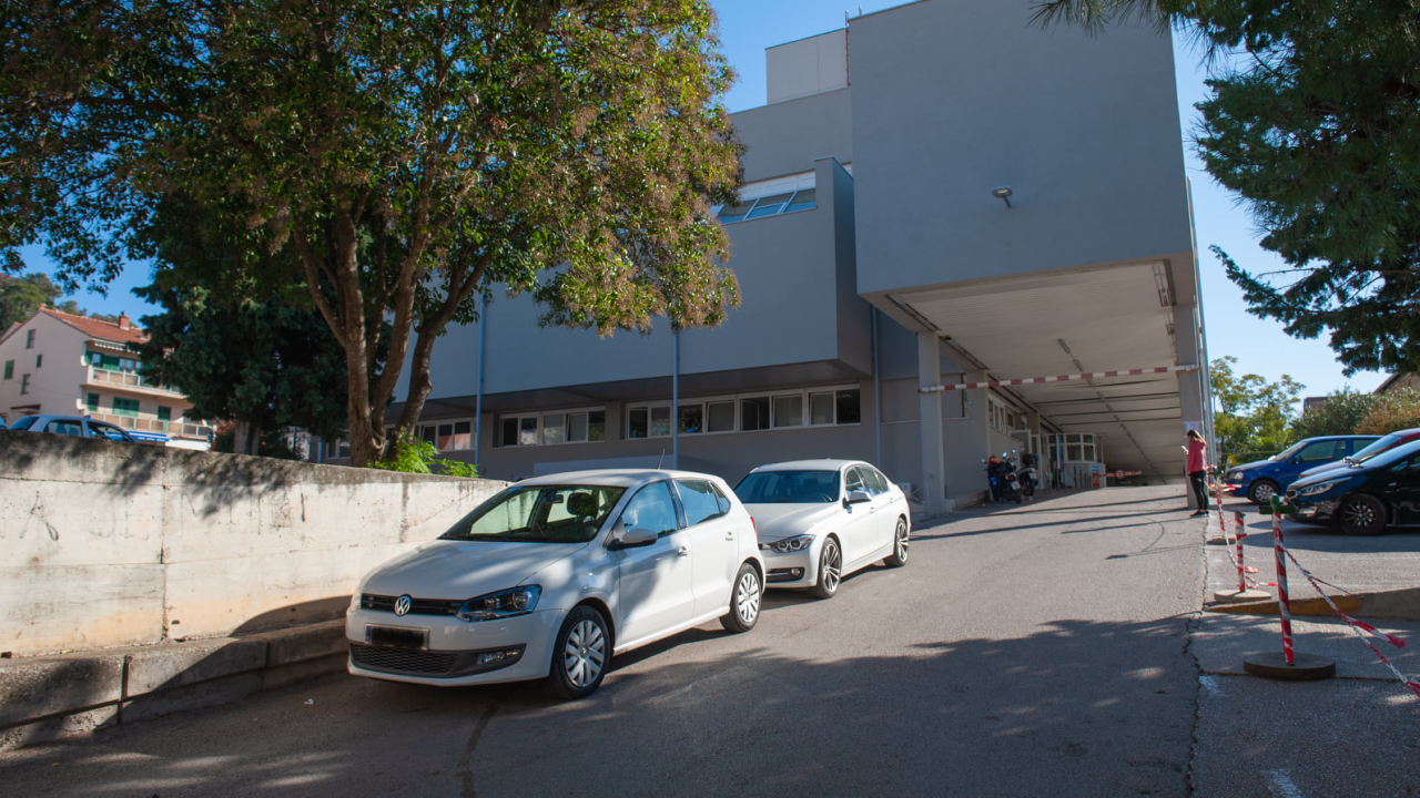 Četvero ginekologa iz šibenske bolnice i stomatolog iz Knina među najdoktorima u 2021.