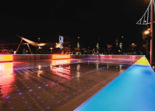 Fotografija 2 - Klizalište na Poljani izgleda bajkovito! Prvi klizači na led prošaran svjetlosnim efektima mogu već u subotu poslijepodne